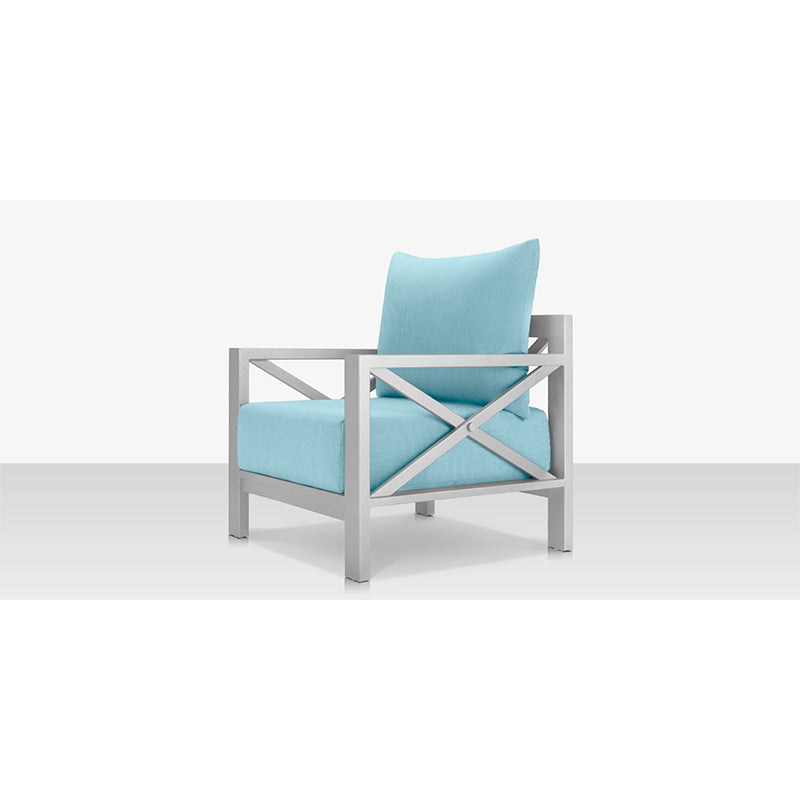 DecoScape Dynasty Club Chair