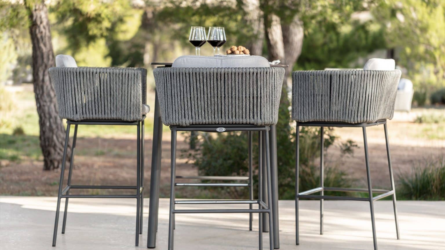 Skyline Design Boston 5-Piece Pub Sets