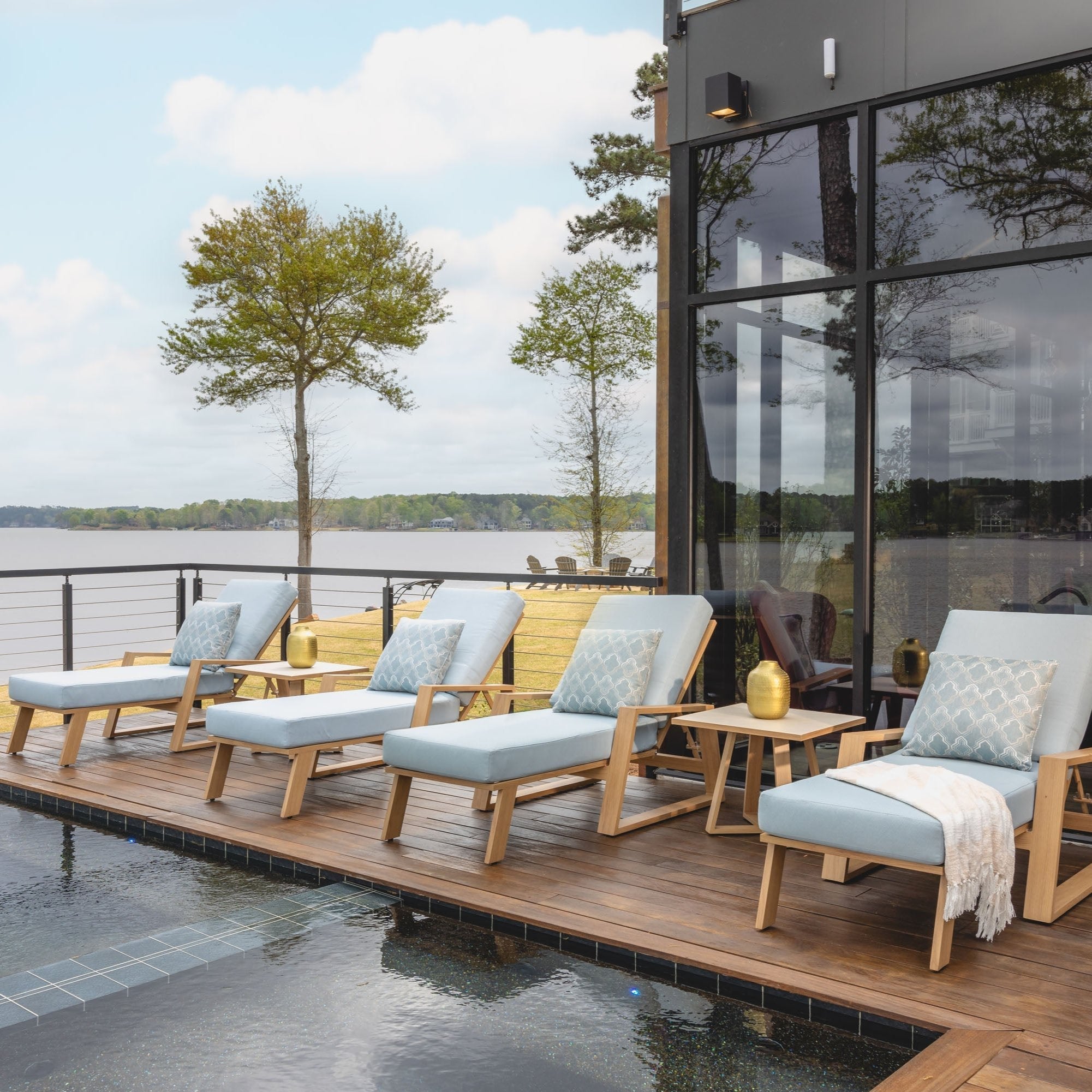 Lloyd Flanders Pursuit Pool Chaise