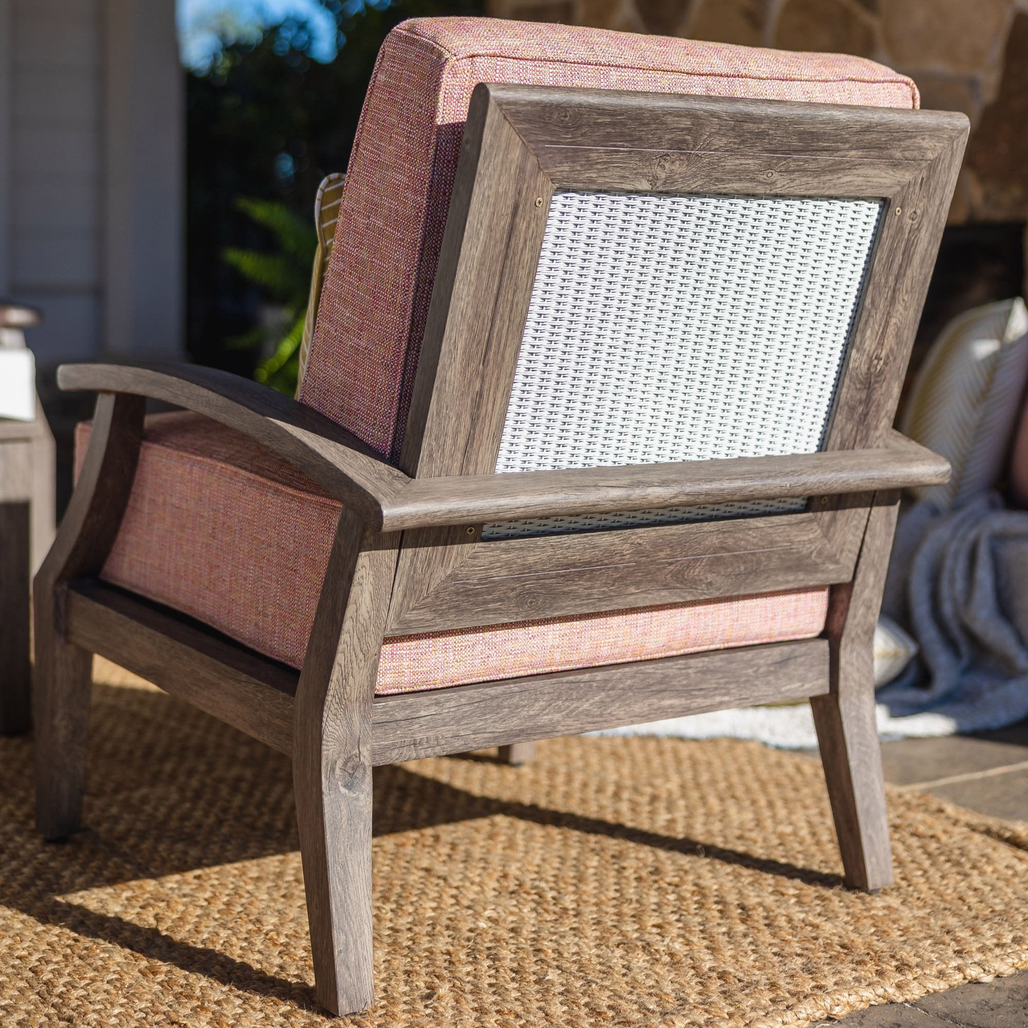 Lloyd Flanders Frontier Lounge Chair