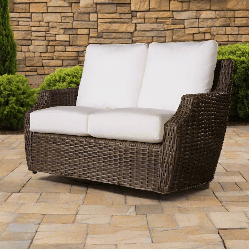 Lloyd Flanders Largo Woven Vinyl Loveseat