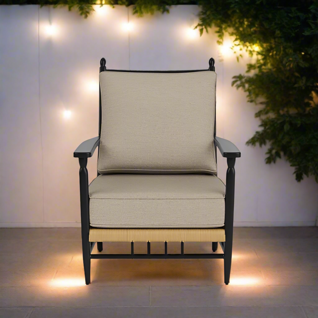 Lloyd Flanders Low Country Woven Vinyl Lounge Chair