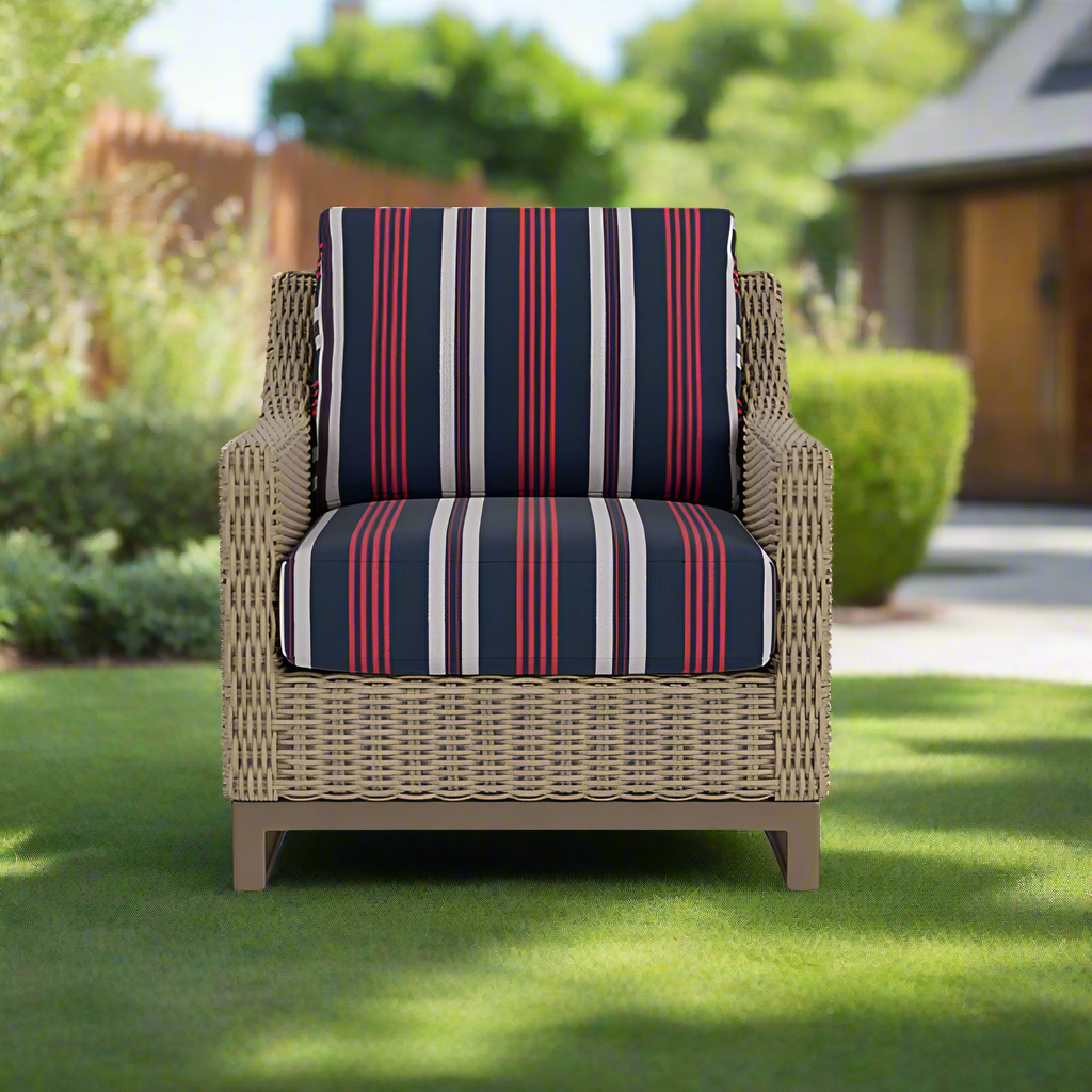 Lloyd Flanders Milan Woven Vinyl Lounge Chair