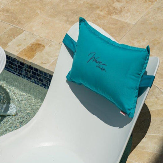 Panama Jack Wave In-Pool Chaise Lounger With End Table (Set of 3)
