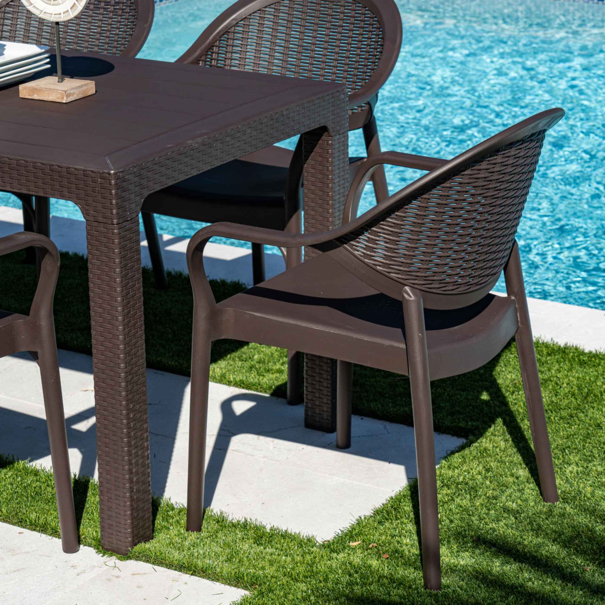 Rainbow Outdoor Mona 5-Piece Dining Set - Brown