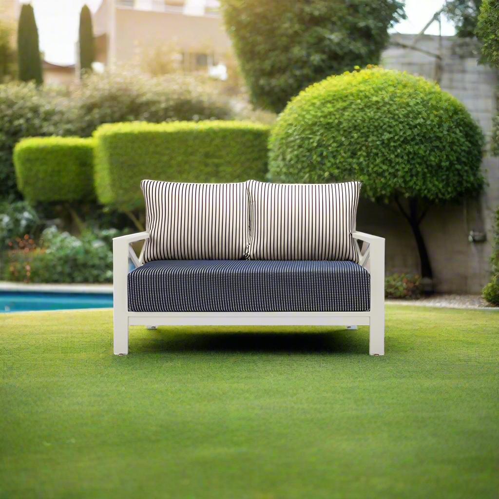 DecoScape Dynasty Aluminum Loveseat