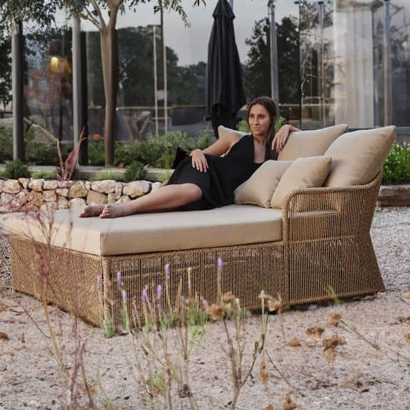 Skyline Design Calixto Daybed