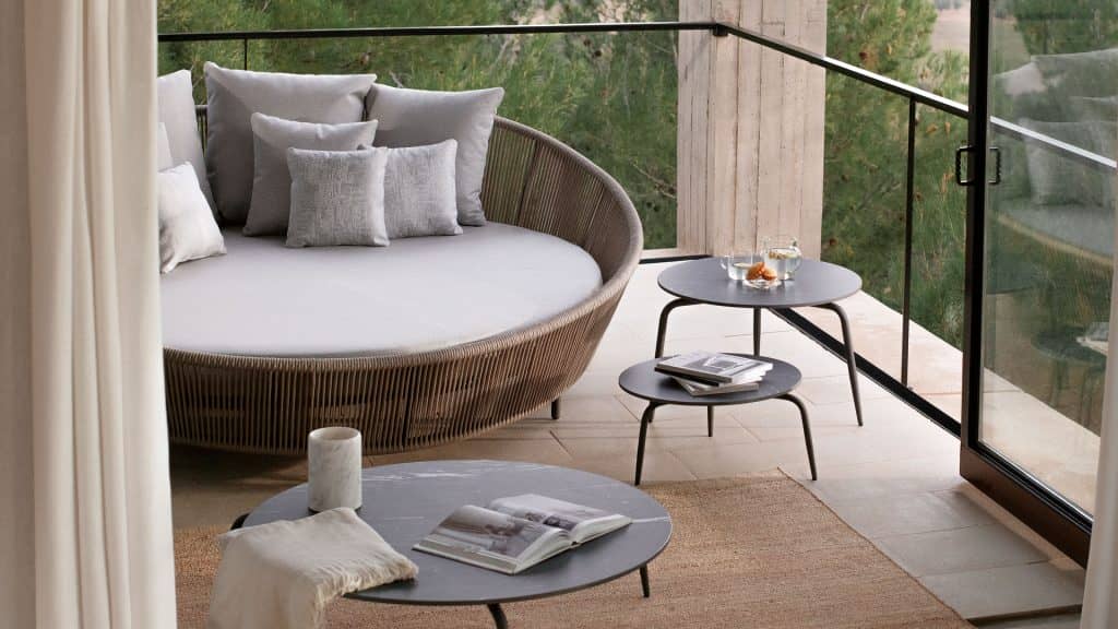 Skyline Design Rodona Daybed