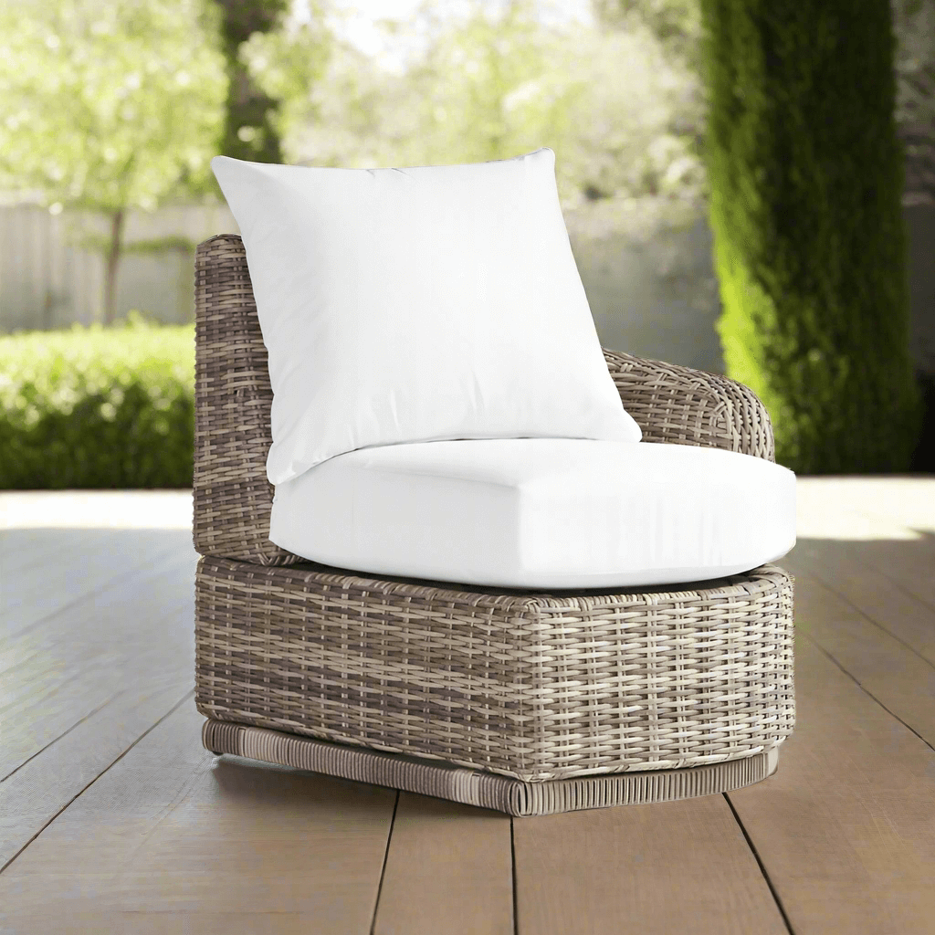 South Sea Rattan Luna Cove Wicker Right Side Facing Lounge Chair in Scatter Back
