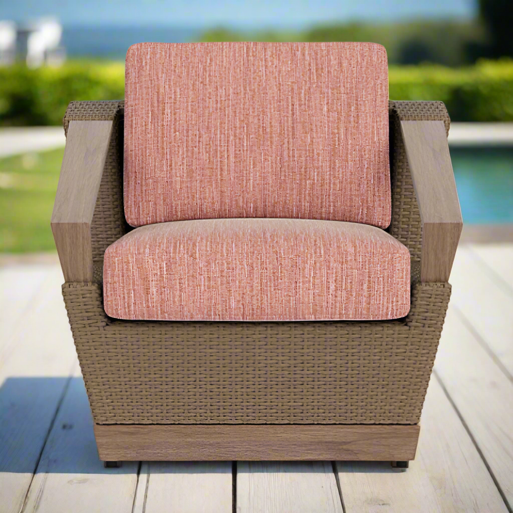 Lloyd Flanders Charisma Lounge Chair