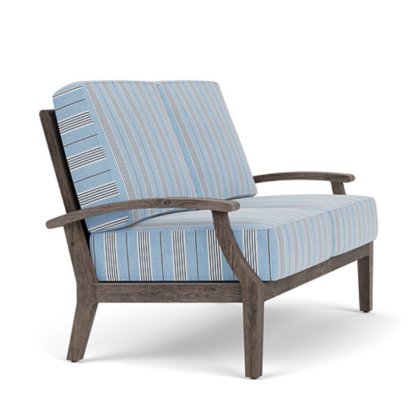 Lloyd Flanders Frontier Loveseat