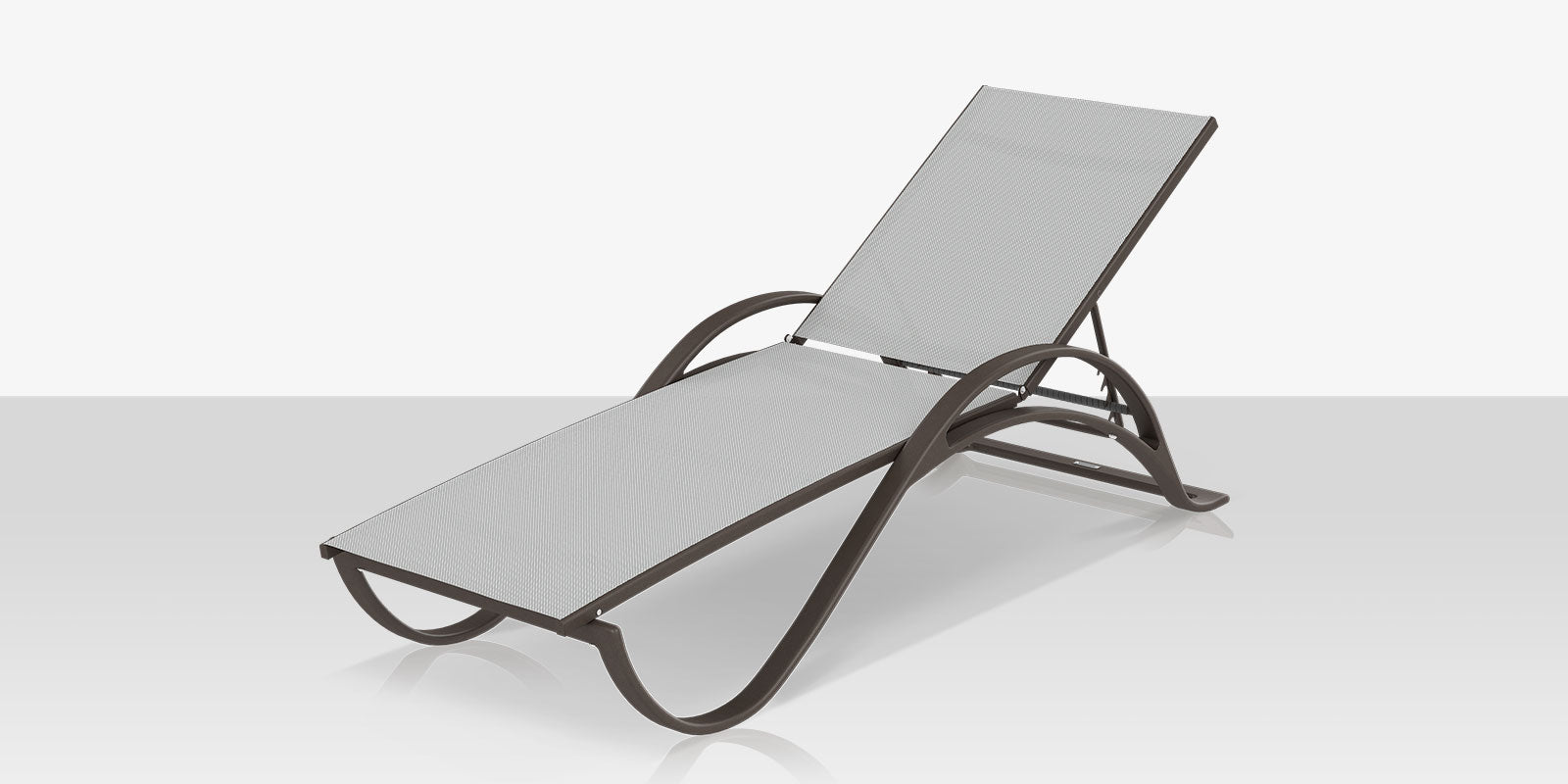 DecoScape Atlantic Sled Chaise With Arms