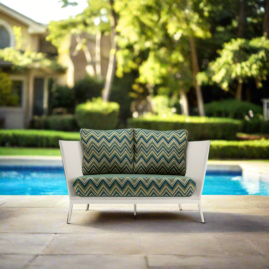 DecoScape Cosmo Loveseat