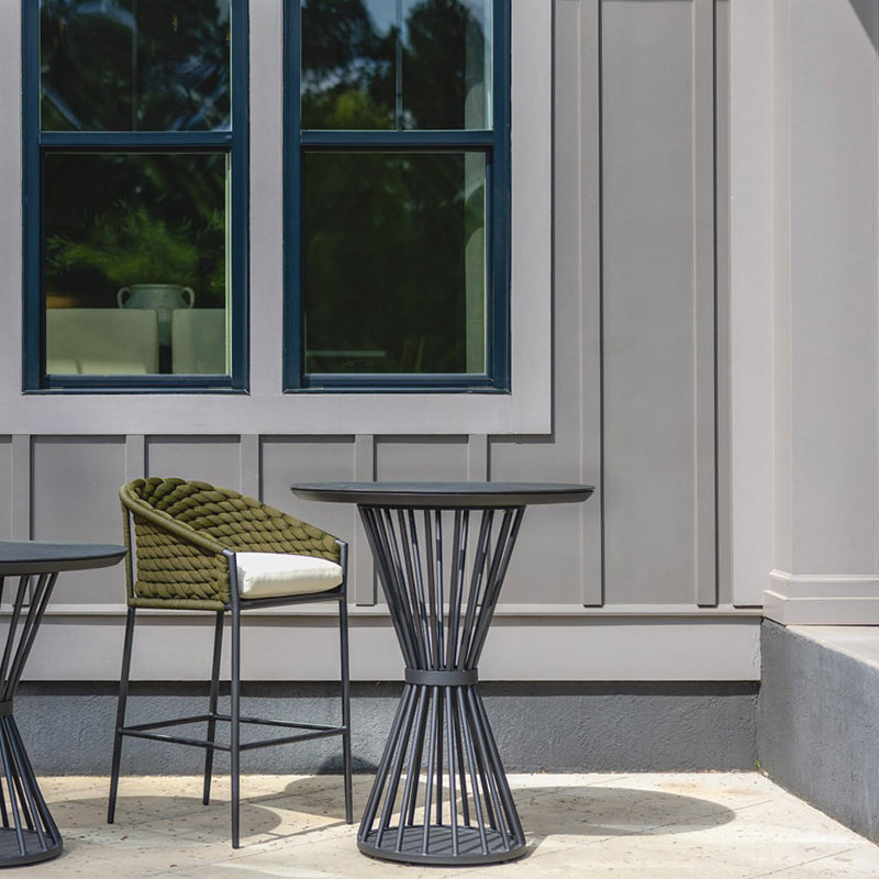 Lloyd Flanders Escape Aluminum 36" Round Bar Table