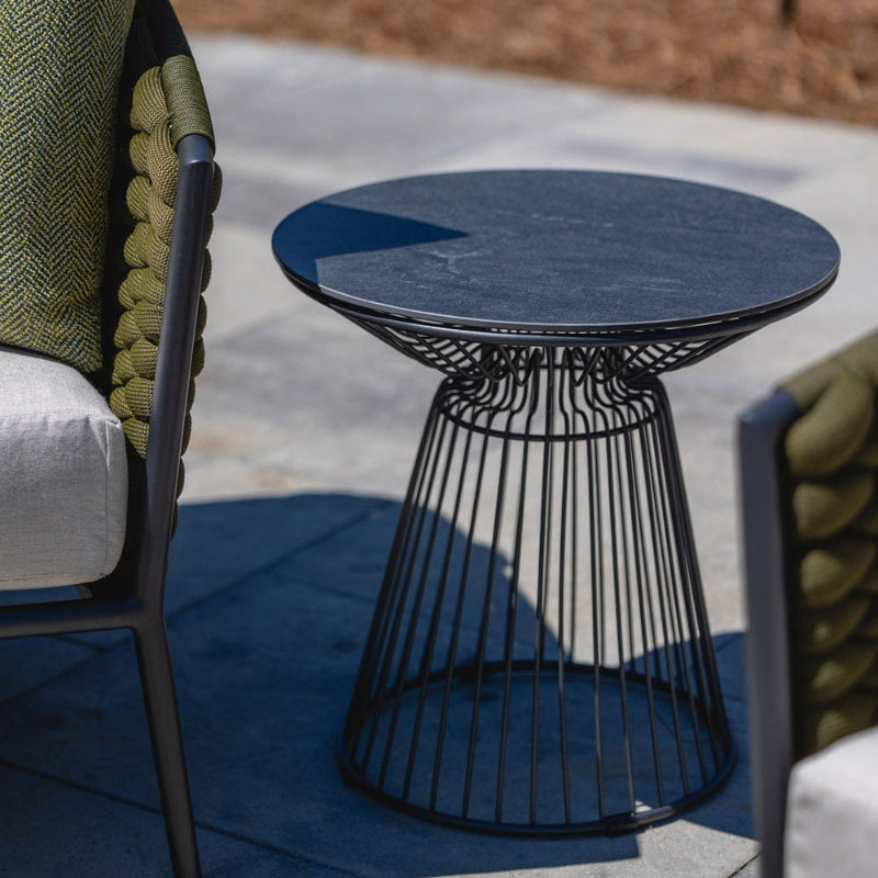 Lloyd Flanders Escape Aluminum 18" Round End Table