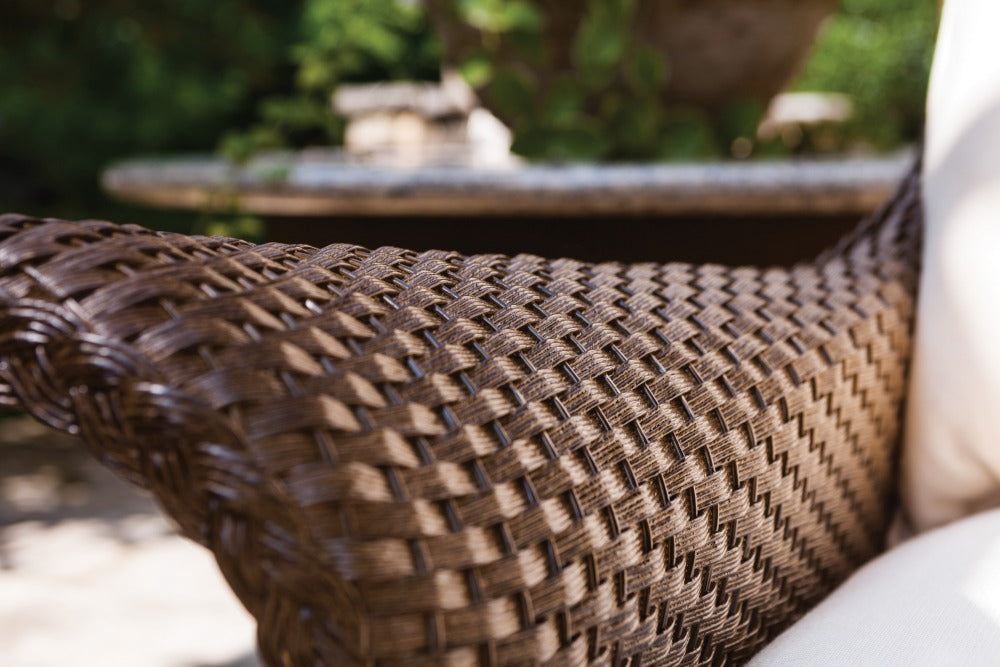 Lloyd Flanders Mandalay Wicker Sofa