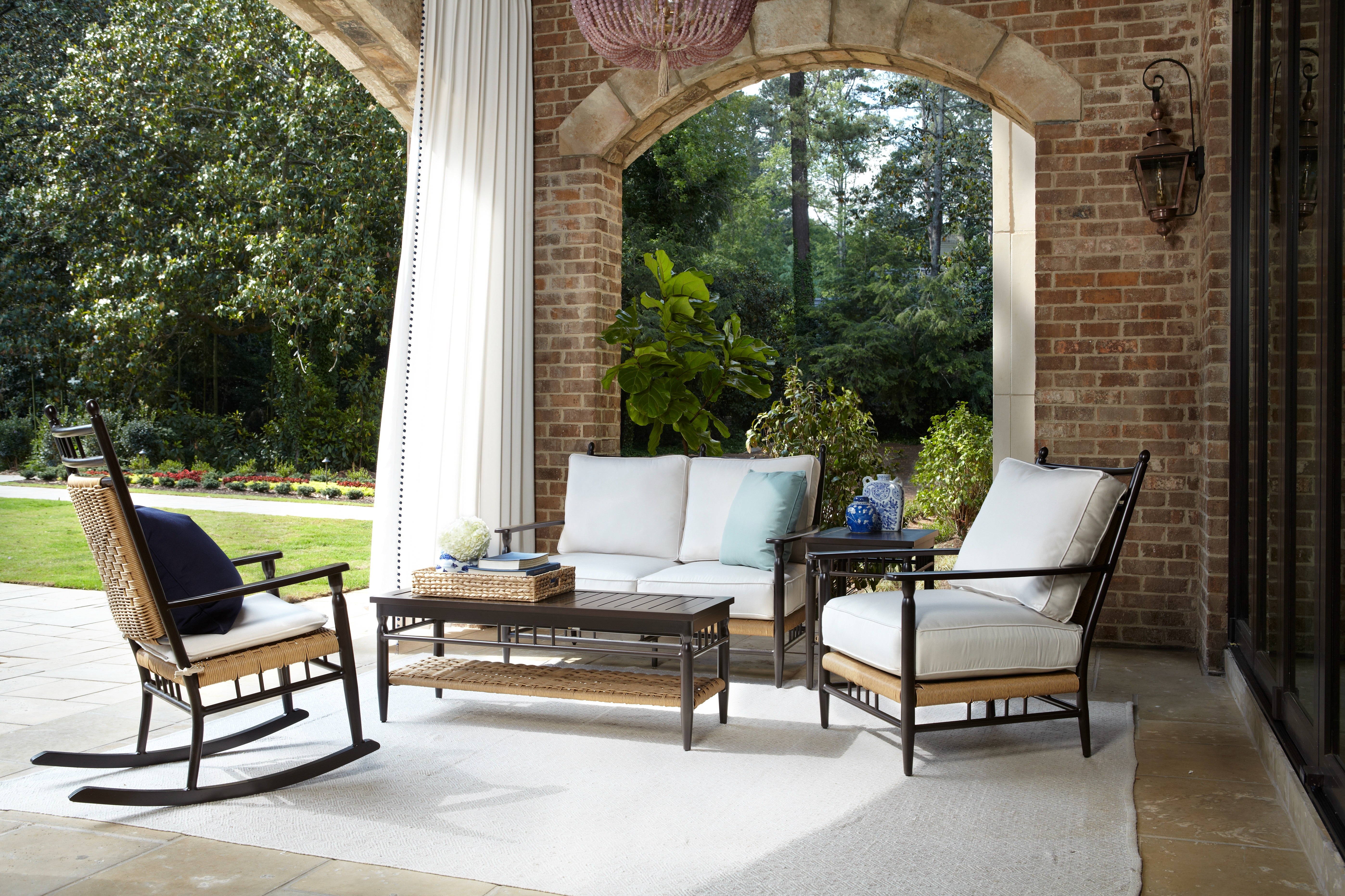 Lloyd Flanders Low Country Woven Vinyl 49" Rectangle Cocktail Table