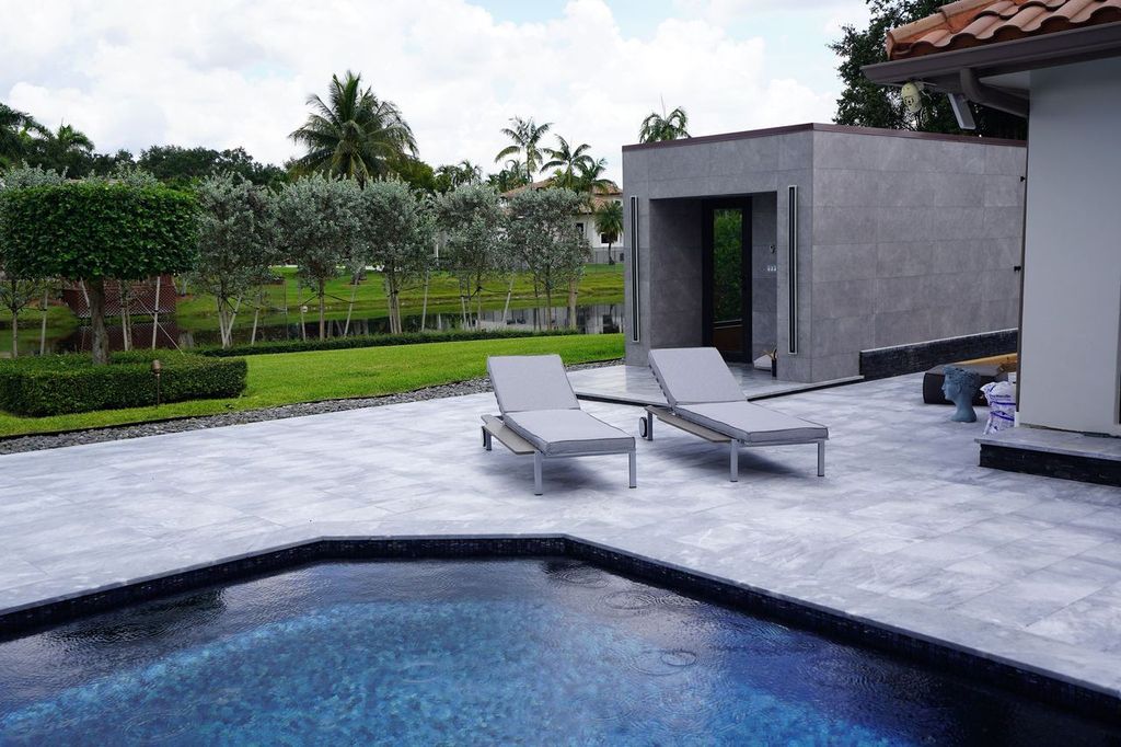 OUTSY Sunrise Extra Deep Seating Sun Lounger Set (Set of 2)