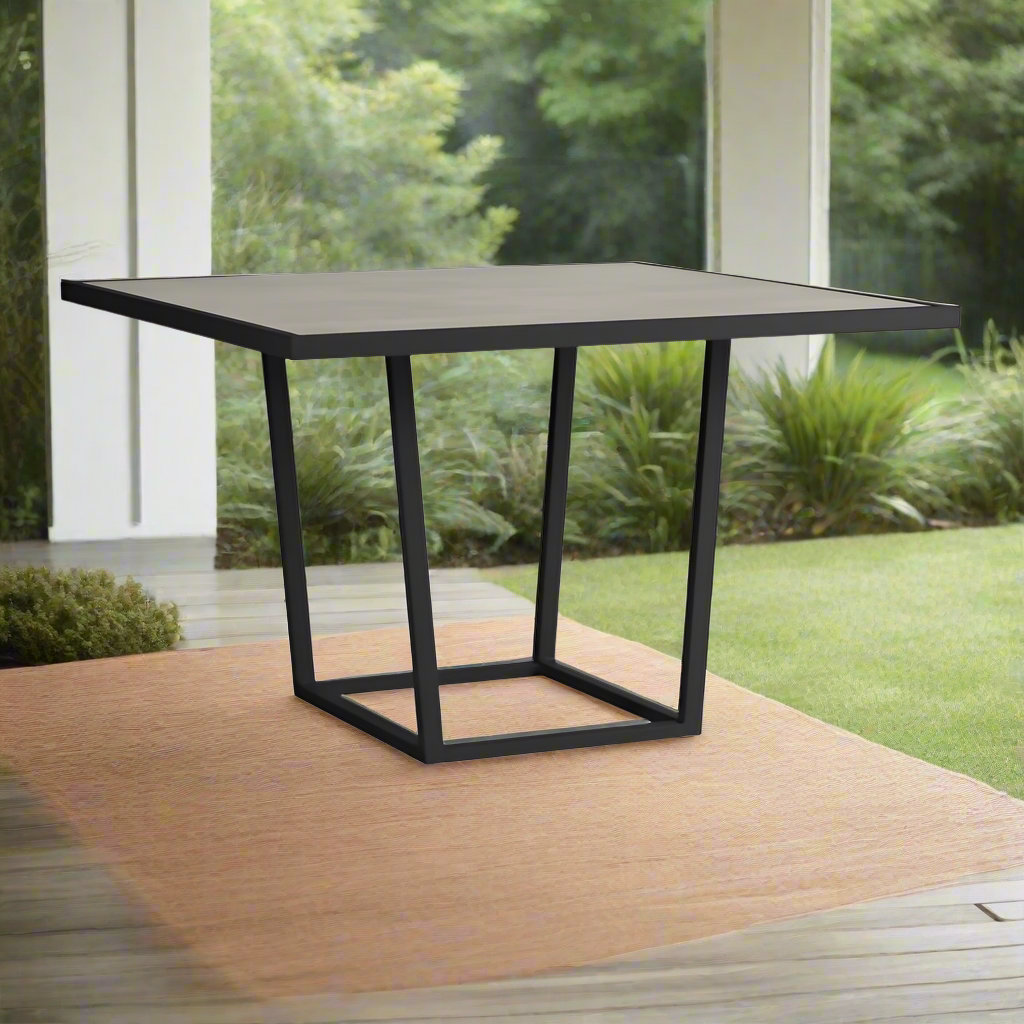 Lloyd Flanders Summit 46" Square Dining Table