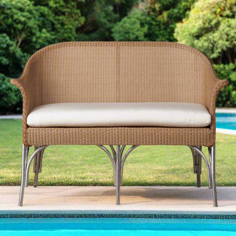 Lloyd Flanders All Seasons Wicker Settee