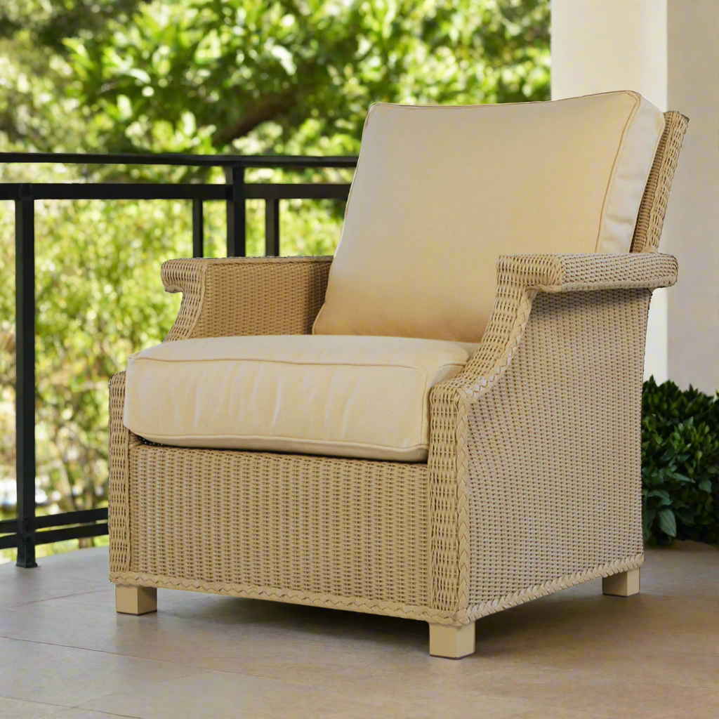 Lloyd Flanders Hamptons Wicker Lounge Chair