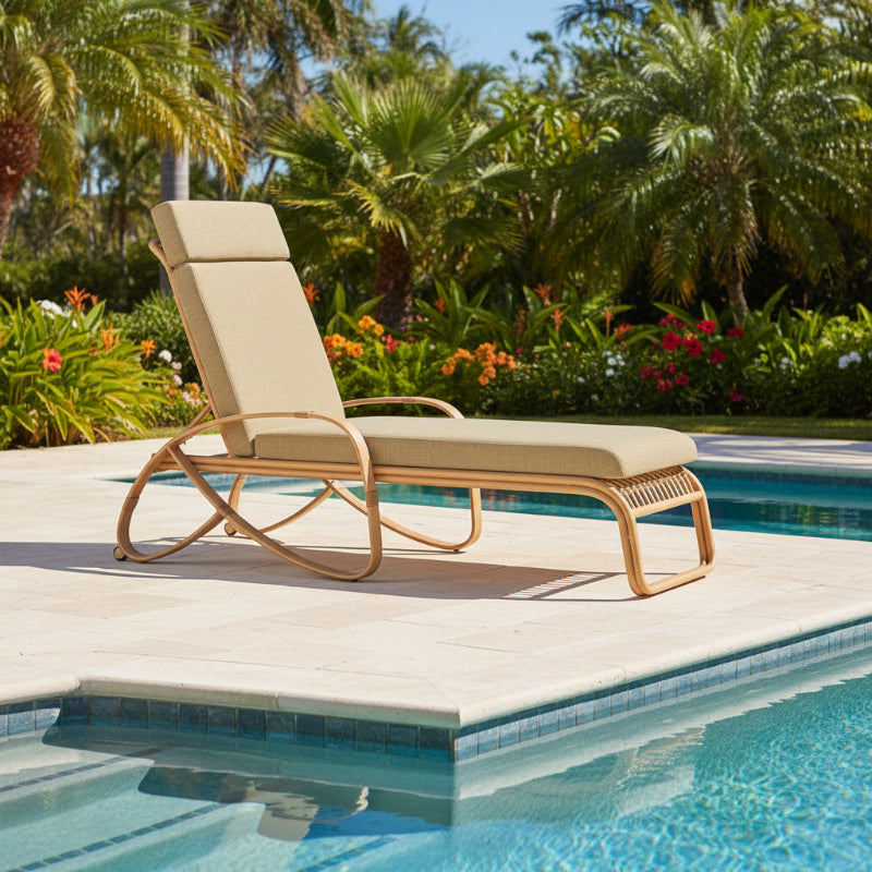 Lloyd Flanders Riviera Chaise