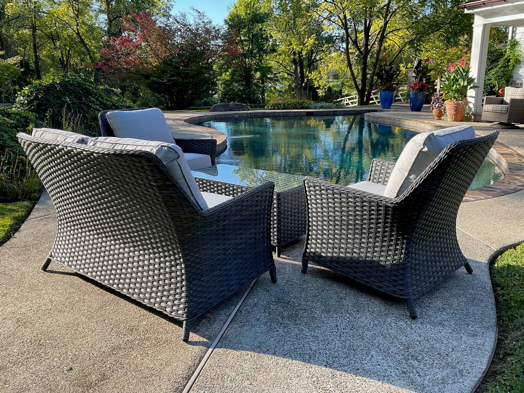 Alfresco Home Joanie Espresso Wicker Loveseat Set