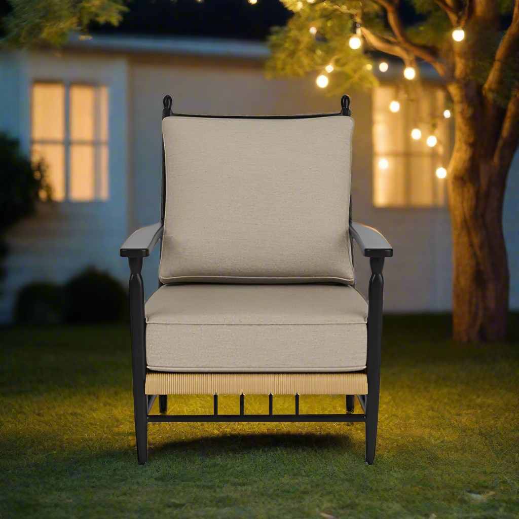 Lloyd Flanders Low Country Woven Vinyl Lounge Chair