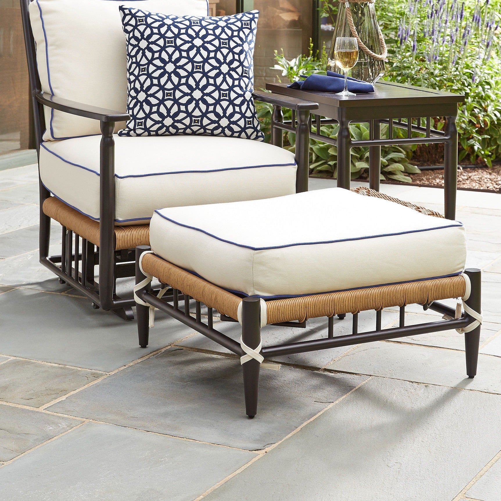 Lloyd Flanders Low Country Woven Vinyl Ottoman