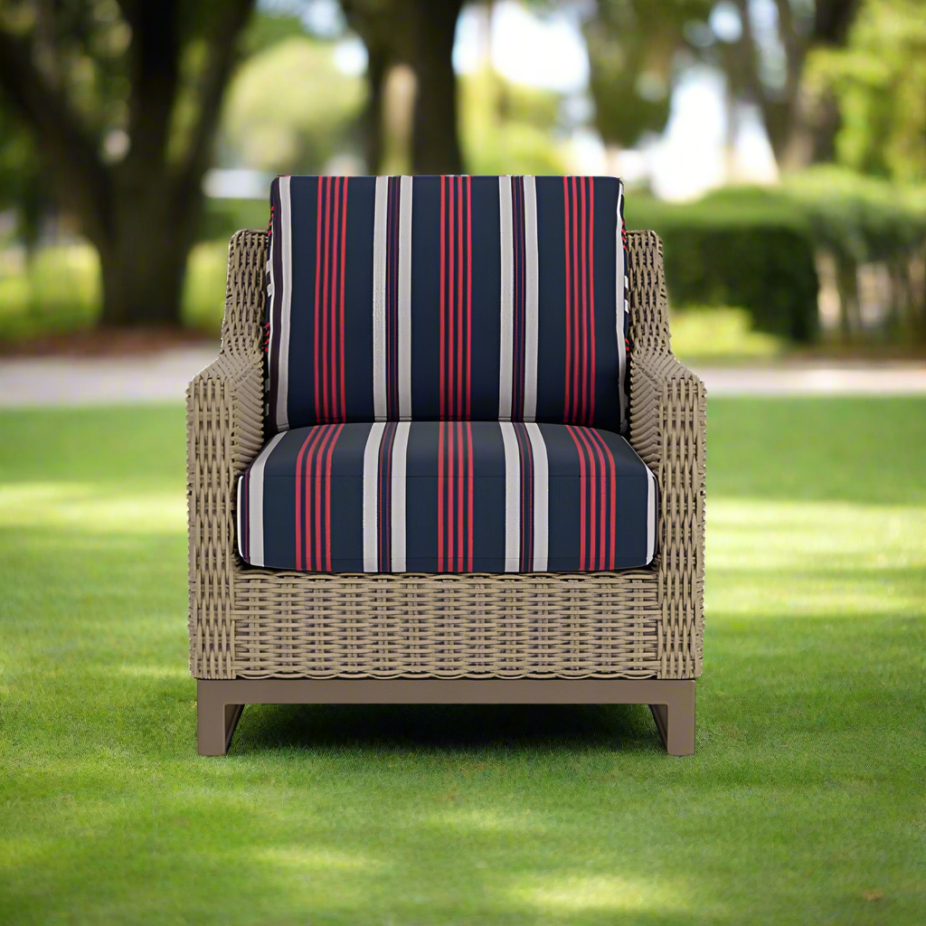 Lloyd Flanders Milan Woven Vinyl Lounge Chair