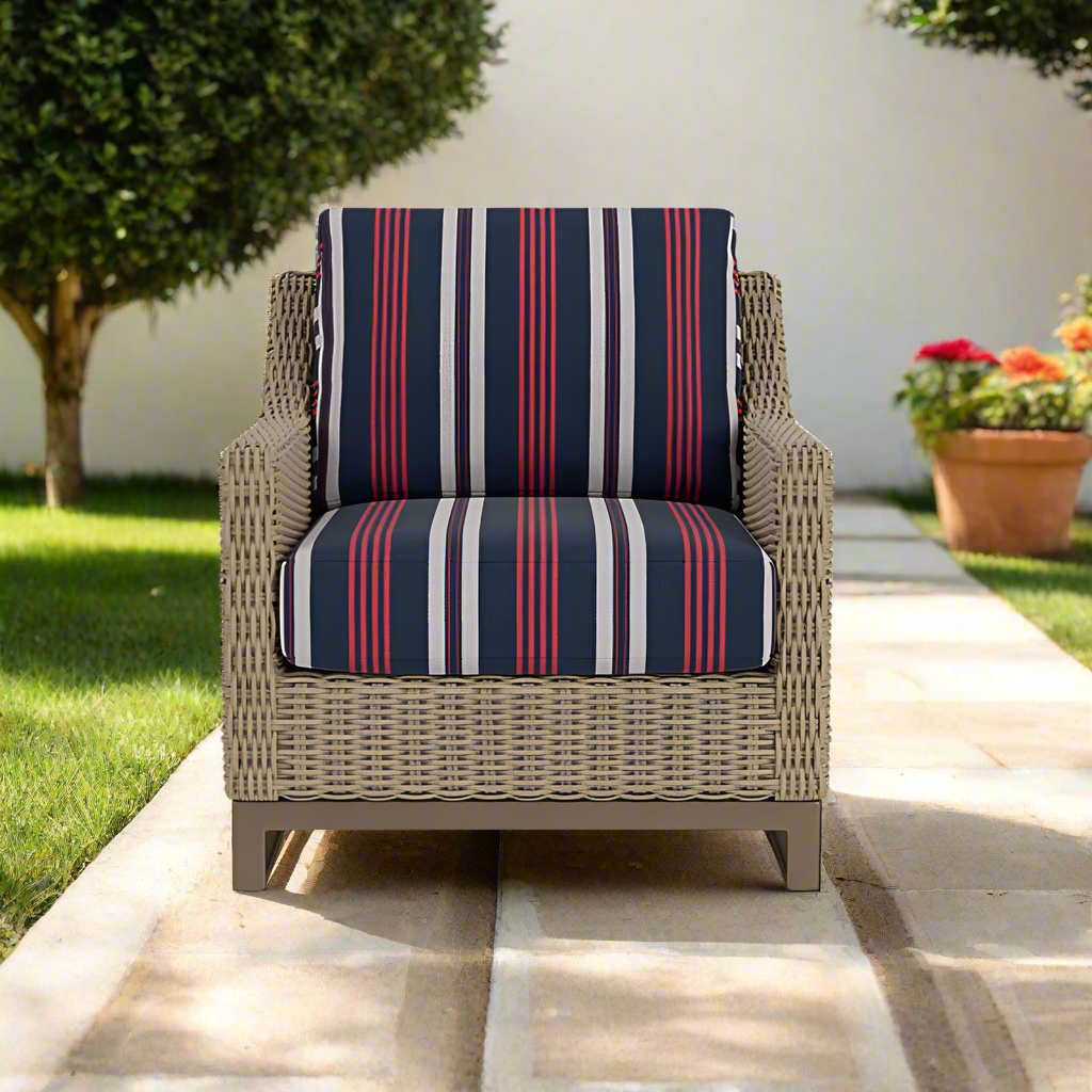 Lloyd Flanders Milan Woven Vinyl Lounge Chair