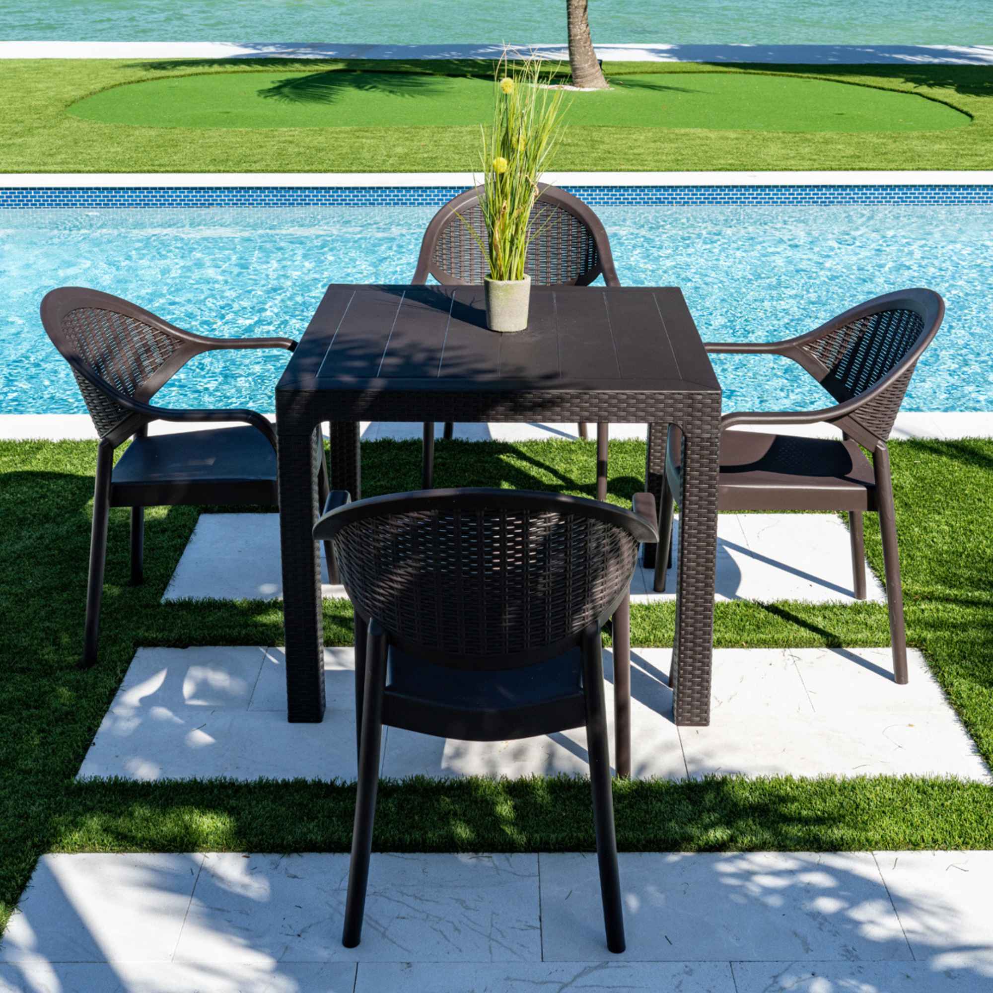 Rainbow Outdoor Mona 5-Piece Dining Set - Brown