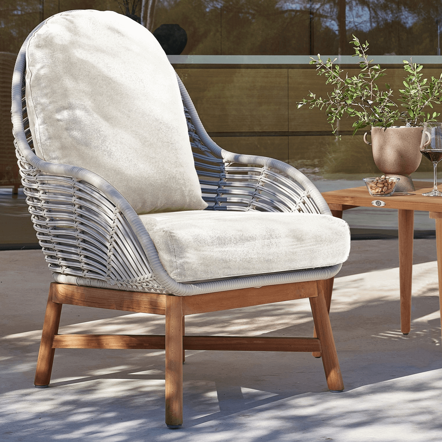 Skyline Design Alaska High Back Arm Chair