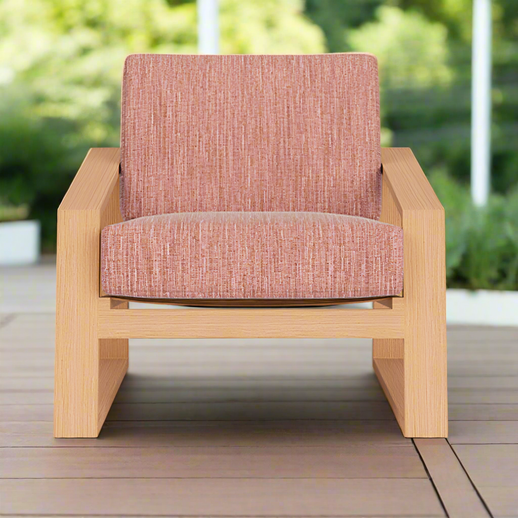 Lloyd Flanders Pursuit Lounge Chair