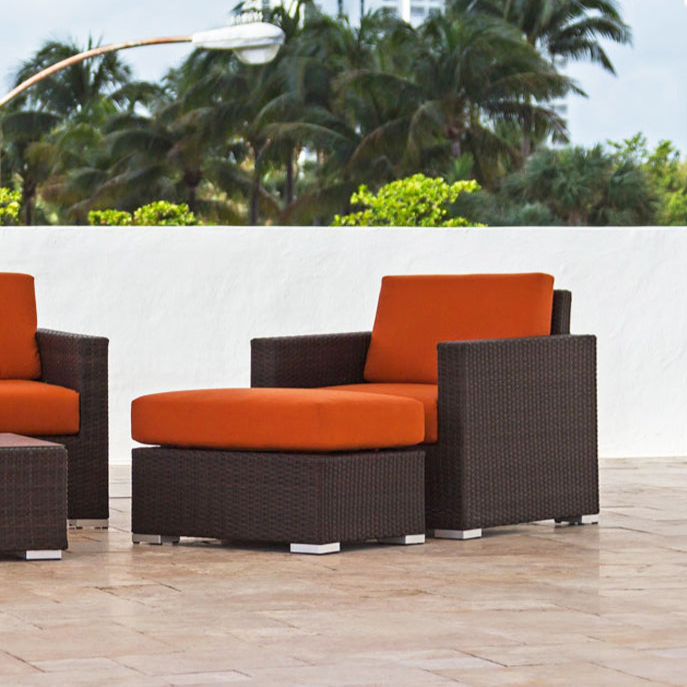 DecoScape Lucaya Resin Wicker Lounge Chair