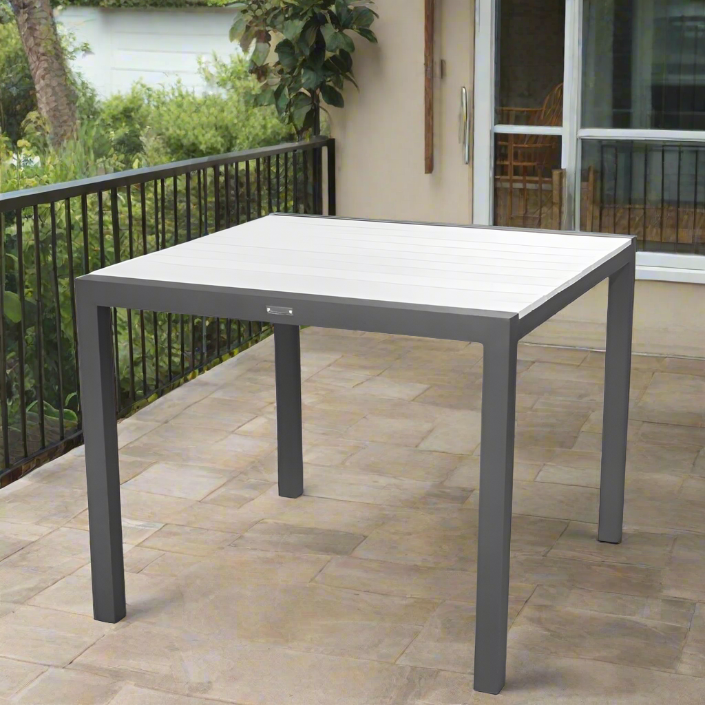 DecoScape Modera Dining Table - Square