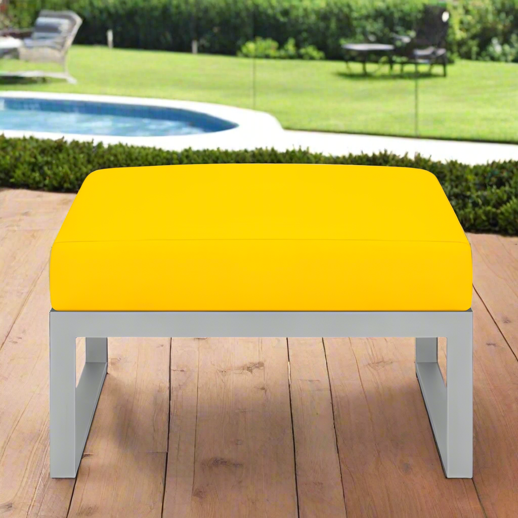 DecoScape Modera Ottoman